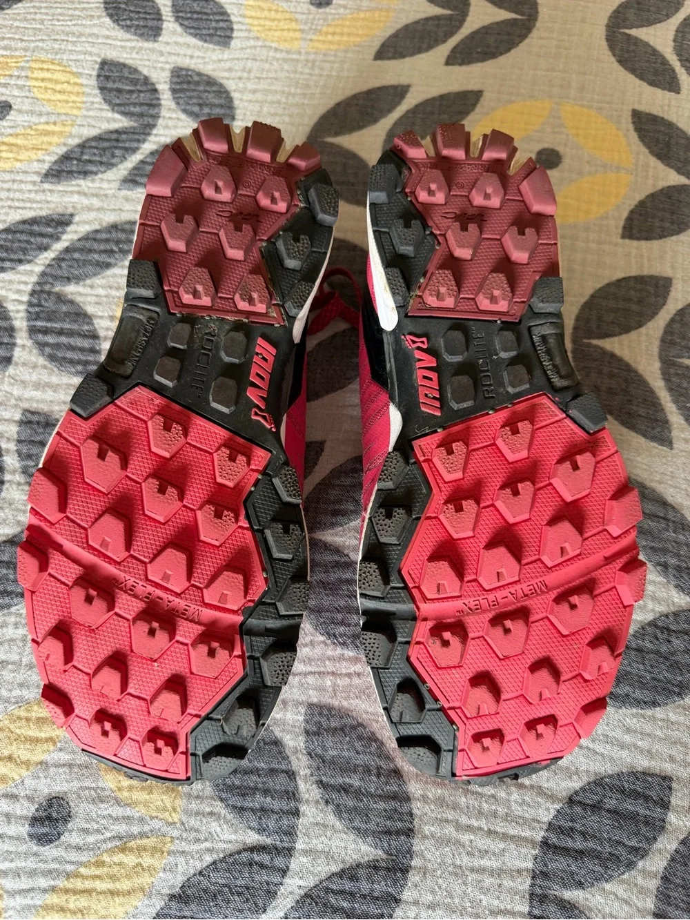 Inov-8 Roclite 290 Women’s Trail Running Shoes Size 9